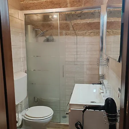 Dimora Bianca 64 别墅 *