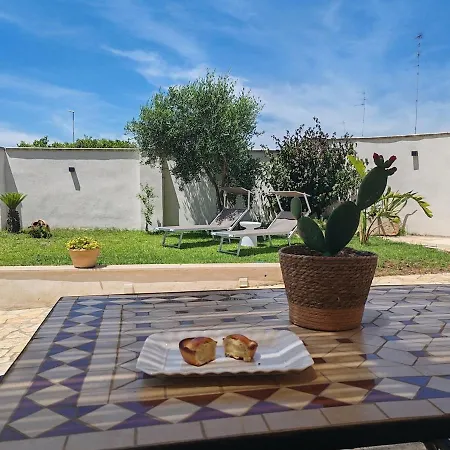 Dimora Bianca 64 别墅