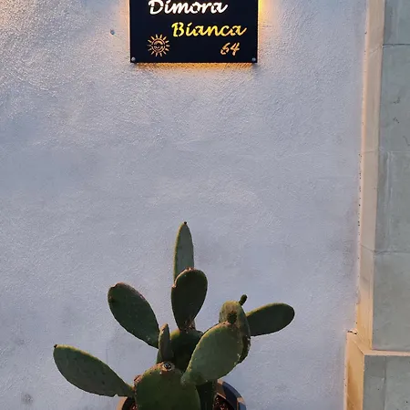 Dimora Bianca 64 Villa